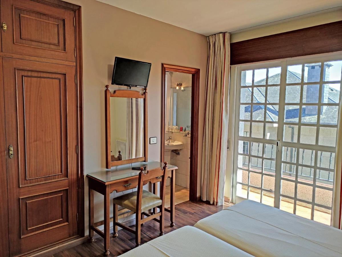 Hotel Galaico Санксенсо Екстериор снимка